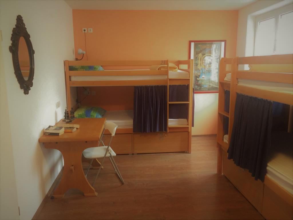 Hostel Marina Trogir Exterior photo